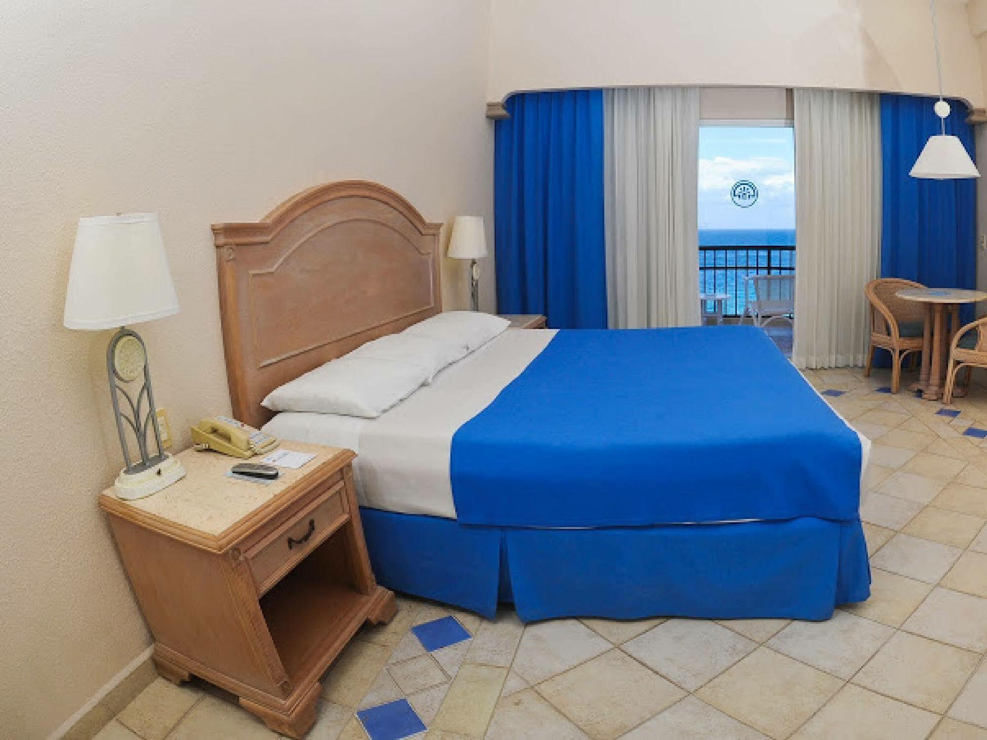 Hotelcoz All Inclusive Cozumel Esterno foto